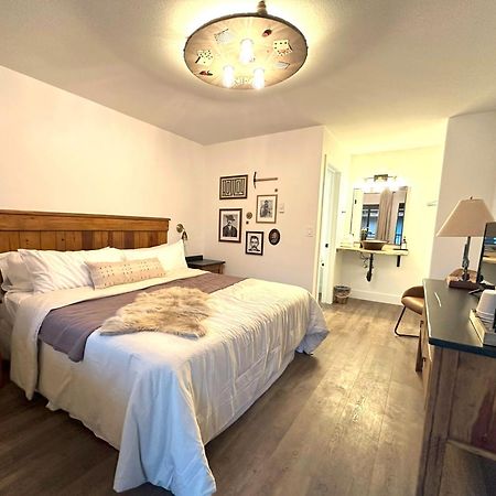 Inn History Тумстон Экстерьер фото